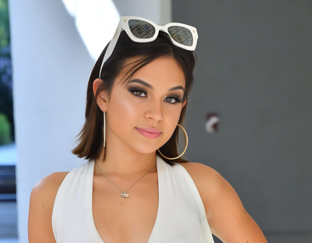 Aria Valencia Age, Career, Family, Net Worth, Height Bio/Wiki 2024